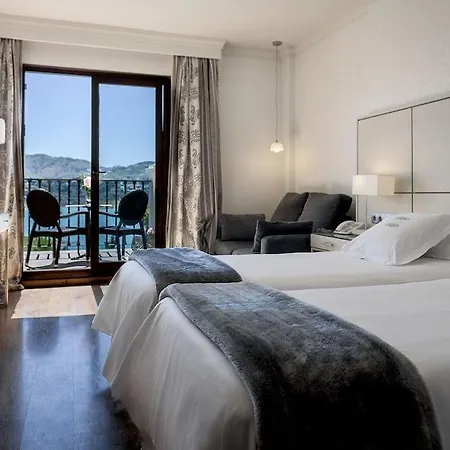 B Bou La & Hotel