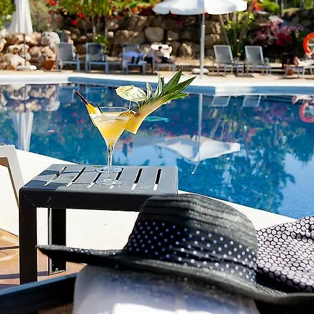 B Bou La & Hotel Viñuela