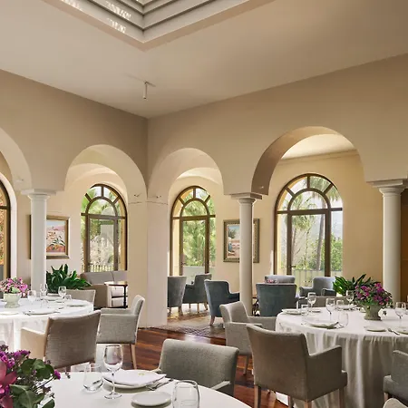 B Bou La & Hotel Vinuela