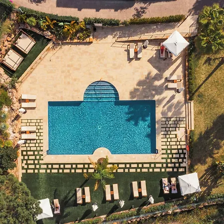 Hotel B Bou La &