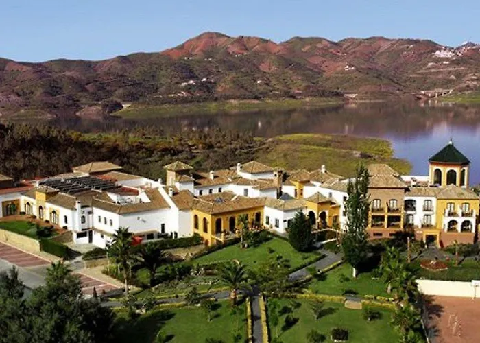 B Bou La & Hotel Viñuela