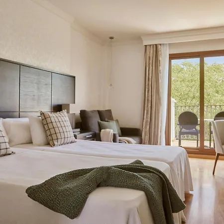 Otel B Bou La & Viñuela